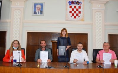 Gradu Slunju i općinama Krnjak, Plaški i Netretić dodijeljena sredstva za ravnomjerni razvitak